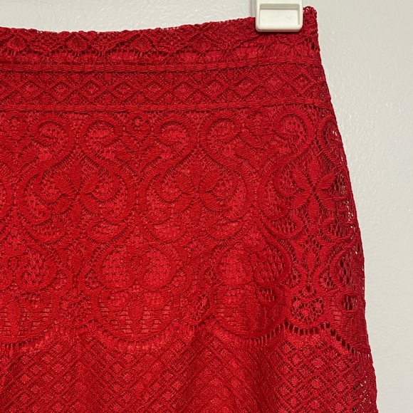 Bebe red lace skirt/crop top 2 piece set size XS - Picture 15 of 17
